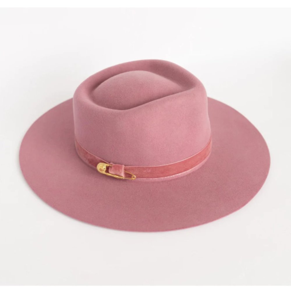 Marme Hat NWT Size M